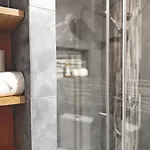Alfacinha Fully Equipped By Homeful Homes Лиссабон