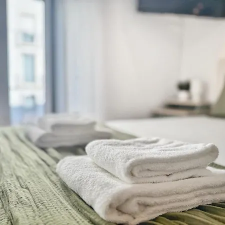 Апартаменти Alfacinha Fully Equipped By Homeful Homes *