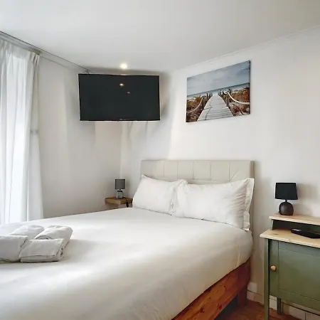 Alfacinha Fully Equipped By Homeful Homes