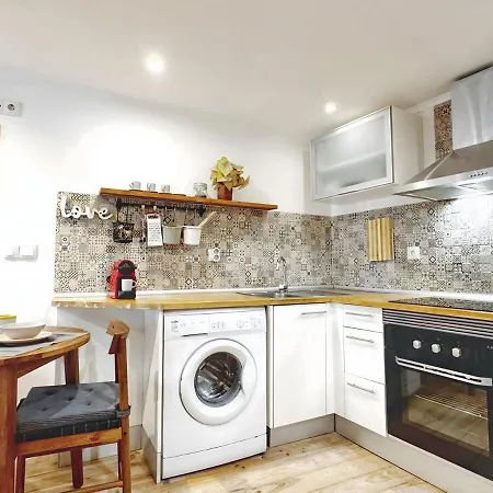 Alfacinha Fully Equipped By Homeful Homes Daire Lisboa